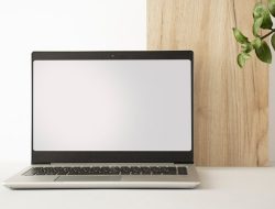 Cara Membersihkan Layar Laptop, Jaga Tampilan dan Kualitasnya