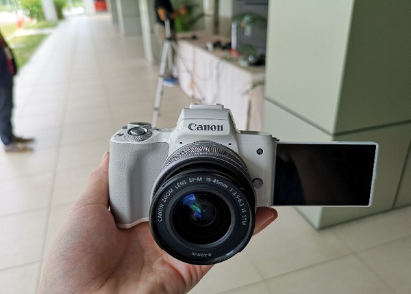 Kamera DSLR Canon untuk Pemula Tangkap Momen Terbaik