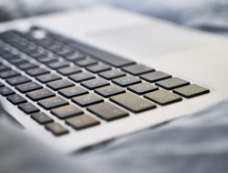 Langkah Memperbaiki Keyboard Laptop Lenovo Tidak Berfungsi