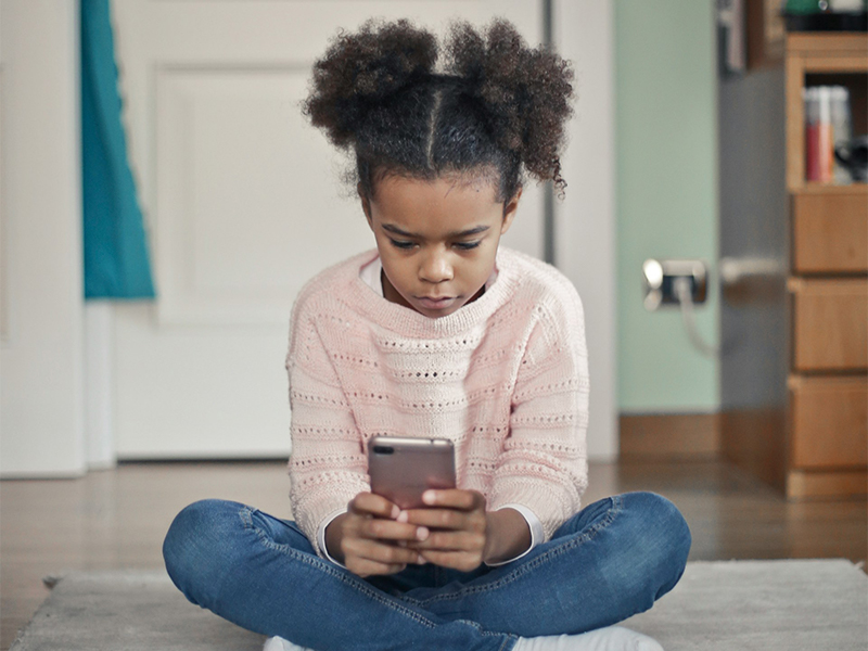 Smartphone yang Aman untuk Anak
